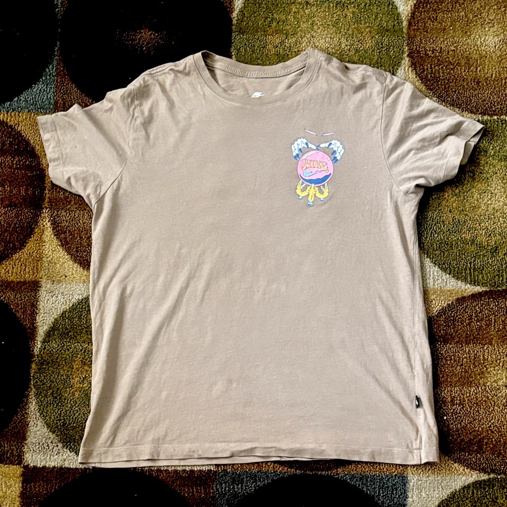 Nike basketball Tee